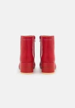 MM6 Maison Margiela Anatomic Ankle Boots - Boots À Talons - Chili Pepper 12 MM6 Maison Margiela Anatomic Ankle Boots - Boots À Talons - Chili Pepper -Aldo Shop 1f82b9513eb34514b8d4158a5c987964