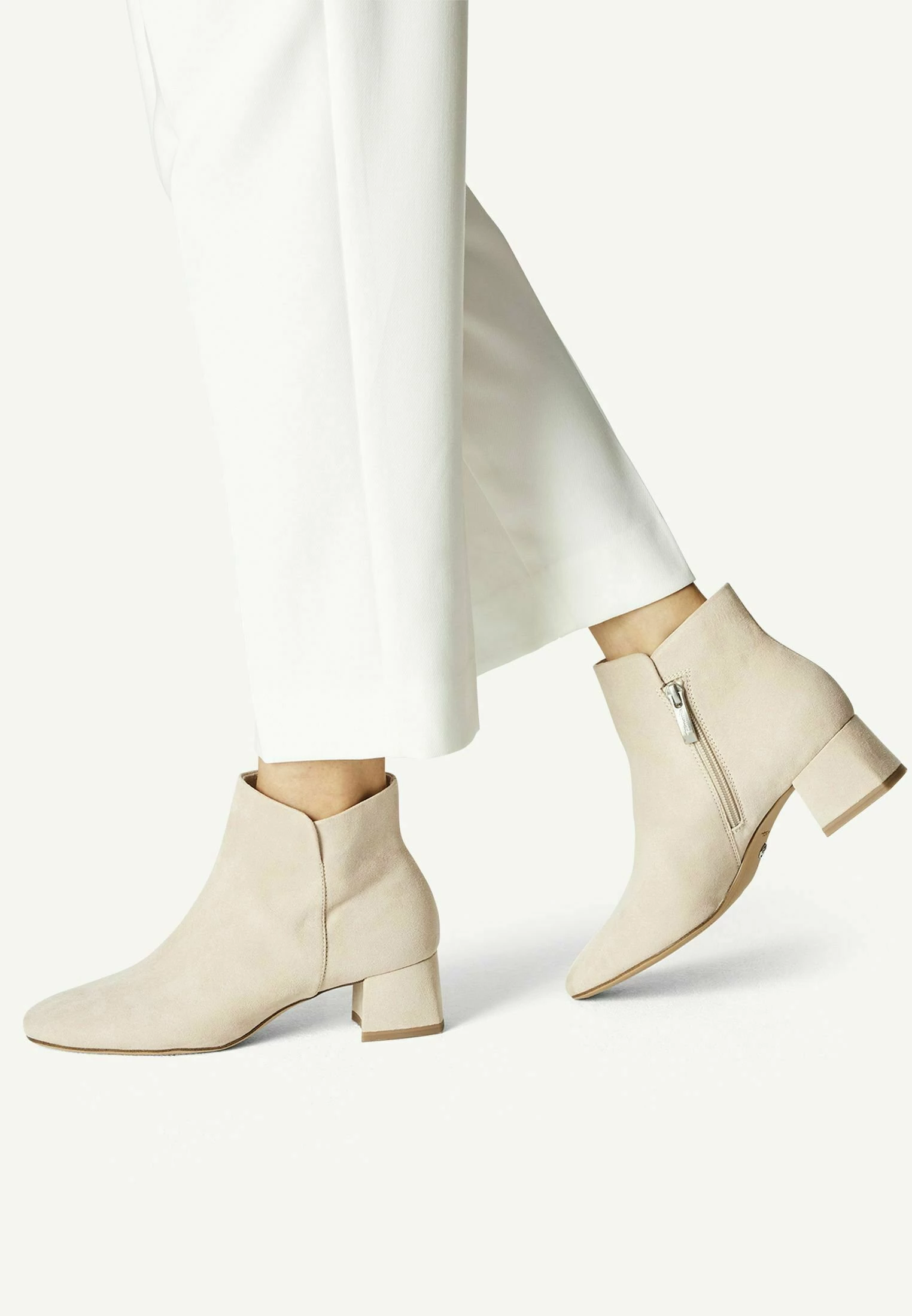 Tamaris Boots À Talons - Nude 3 Tamaris Boots À Talons - Nude