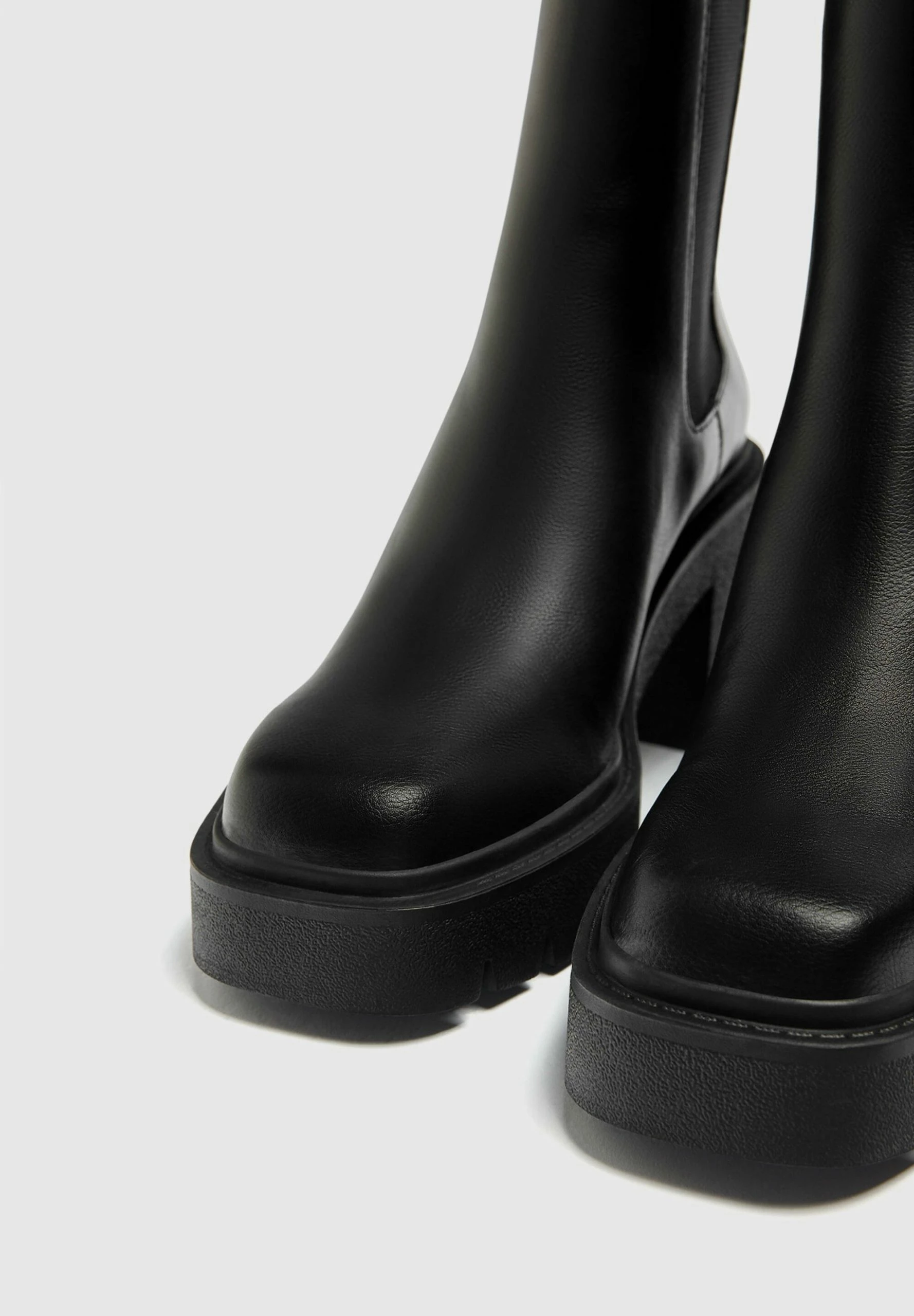 PULL & BEAR Absatz - Boots À Talons - Black 7 PULL & BEAR Absatz - Boots À Talons - Black – Image 5