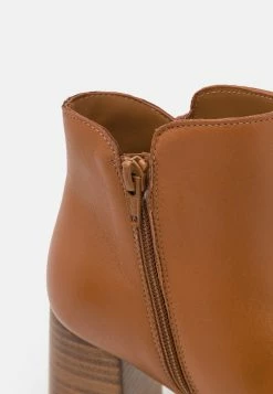 See By Chloé Louise High - Boots À Talons - Tan 15 See By Chloé Louise High - Boots À Talons - Tan -Aldo Shop 3a0e41973cb74e8fac1ebba911d7fe10