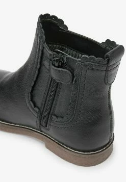 Next Premium - Boots À Talons - Black Leather Scallop 8 Next Premium - Boots À Talons - Black Leather Scallop -Aldo Shop 3c43de36358c45958c639c98bd9d8465