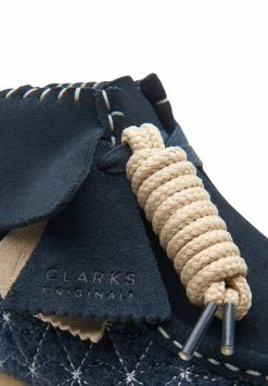 Clarks Wallabee D - Boots À Talons - Dark Blue 14 Clarks Wallabee D - Boots À Talons - Dark Blue -Aldo Shop 3e466dcf0822464bb2454c91964a632b