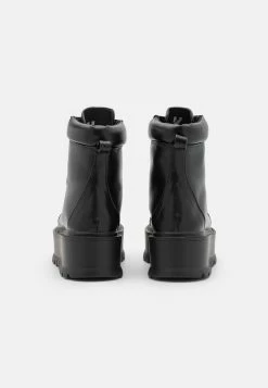 KOI FOOTWEAR Hydra Matrix Platform Boots - Bottines À Plateau - Black 9 KOI FOOTWEAR Hydra Matrix Platform Boots - Bottines À Plateau - Black -Aldo Shop 45d5ff02be8142cfa2aa5bbb3e6705d0