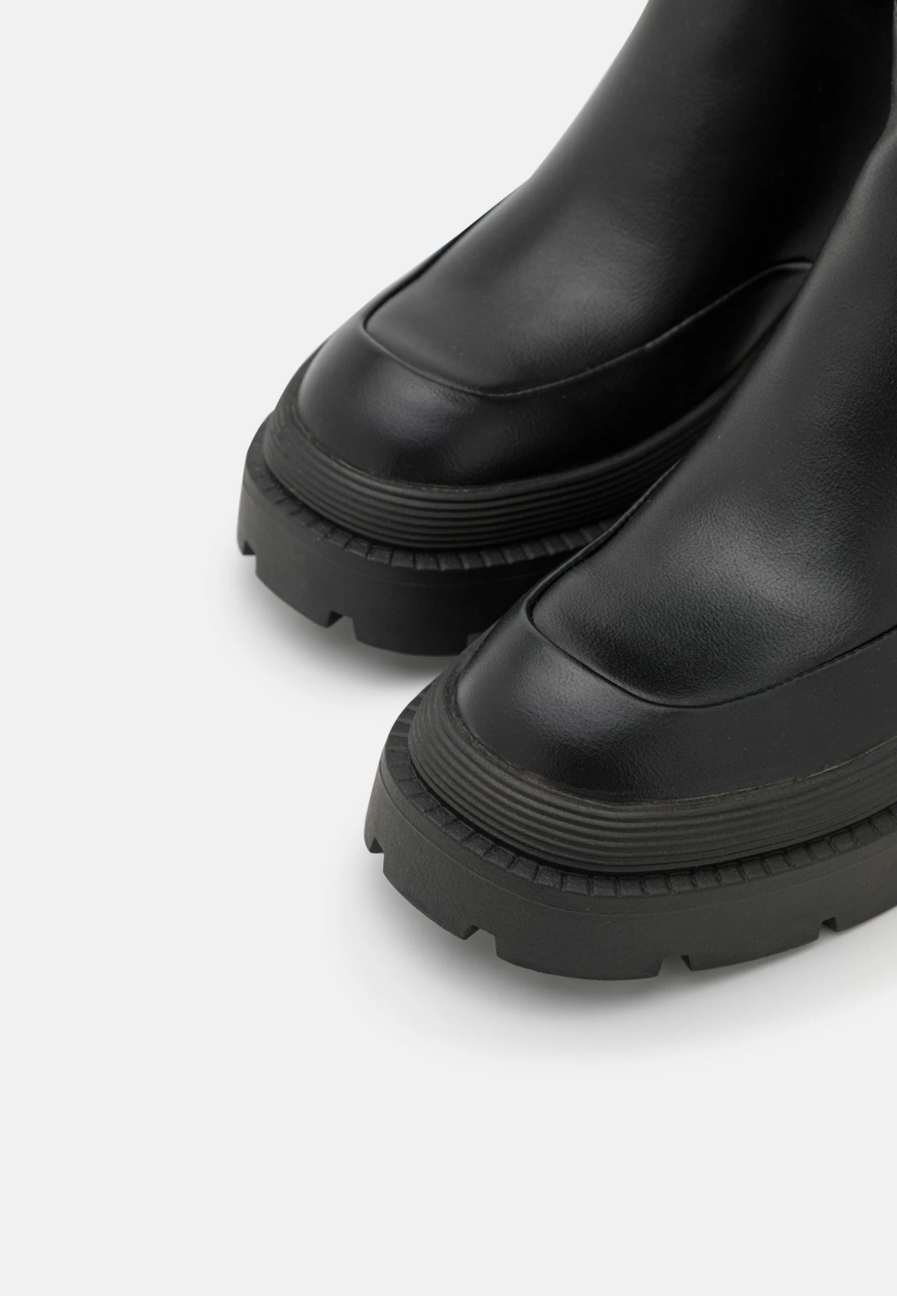 NA-KD Wide Rounded Shaft Boots - Bottes - Black 8 NA-KD Wide Rounded Shaft Boots - Bottes - Black – Image 6