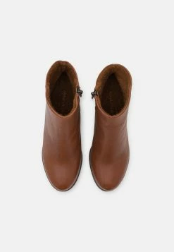 Anna Field Leather Winter Boot - Boots À Talons - Brown 13 Anna Field Leather Winter Boot - Boots À Talons - Brown -Aldo Shop 4f1fc398fa554307a527309c904e29c6