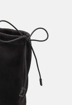 NA-KD Flat Boots - Cuissardes - Black 13 NA-KD Flat Boots - Cuissardes - Black -Aldo Shop 5f2f9b26ef7f4af391d8f393fa446990