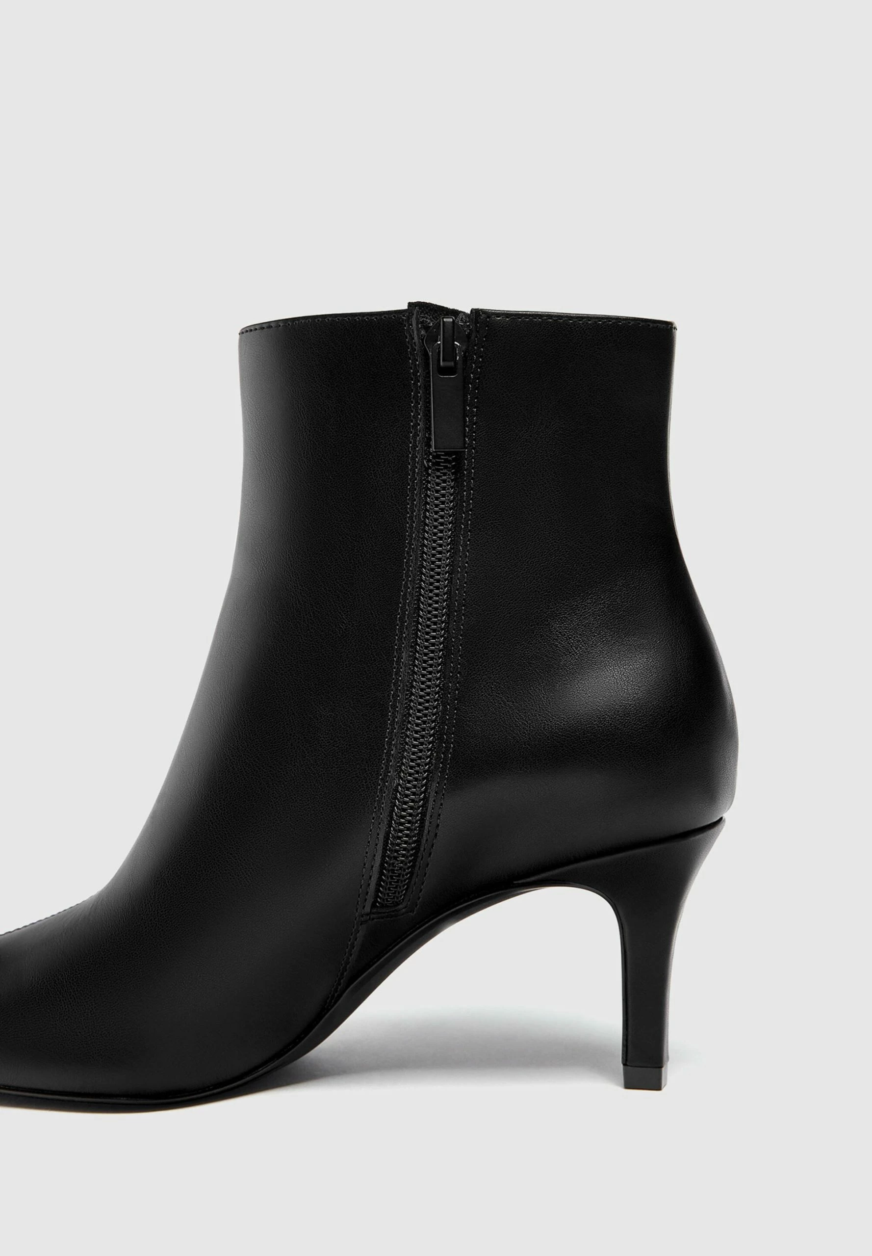 PULL & BEAR With Pointed Toe - Boots À Talons - Black 7 PULL & BEAR With Pointed Toe - Boots À Talons - Black – Image 5