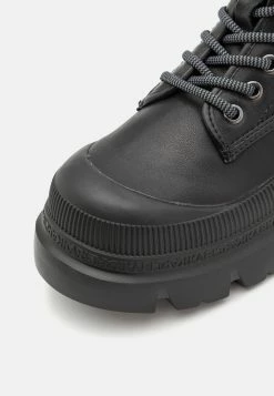 KARL LAGERFELD Trekka Max Mid Lace Stud Boot - Boots À Talons - Black -Aldo Shop 69687662ed164f7e9e878205223b6ff8