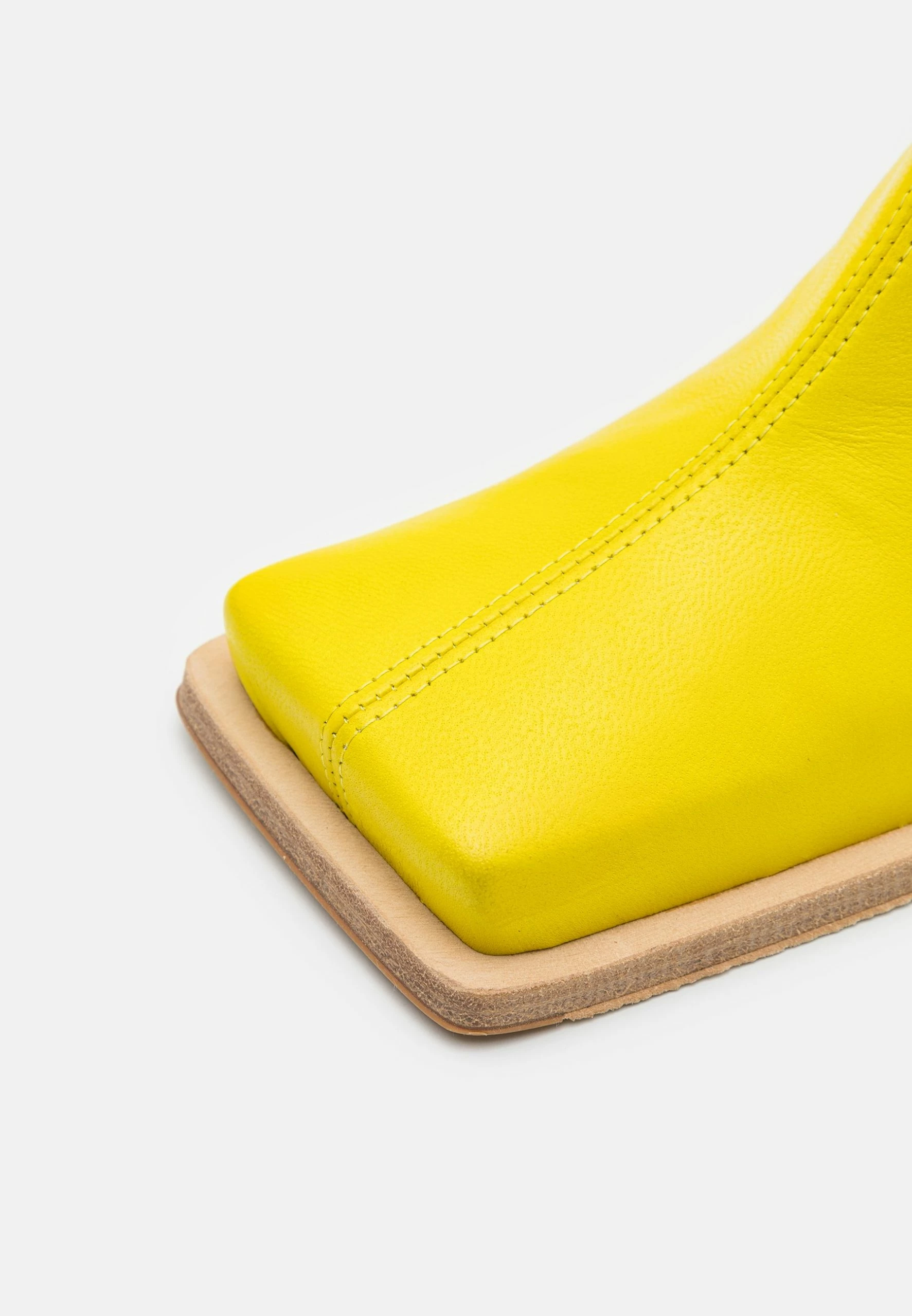 Miista Brenda Boots - Bottines - Yellow 9 Miista Brenda Boots - Bottines - Yellow – Image 7