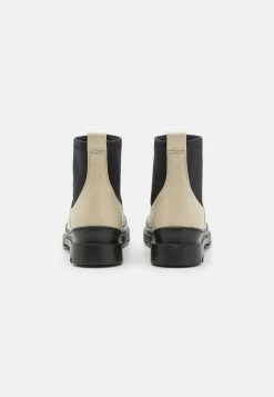 Camper Brutus - Boots À Talons - Off White 11 Camper Brutus - Boots À Talons - Off White -Aldo Shop 76c4c17a3d974e228ac0a5280df15db5