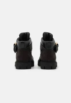 MOSCHINO Boots À Talons - Nero 12 MOSCHINO Boots À Talons - Nero -Aldo Shop 8fde99d5376248a882f1144bb4281318