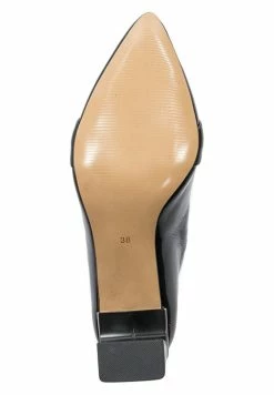 Maciejka Boots À Talons - Czarny 15 Maciejka Boots À Talons - Czarny -Aldo Shop 903b5b38116d40bb93244f3b41057093