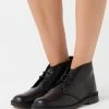 Clarks Originals Desert Boot - Boots À Talons - Black Polished -Aldo Shop a5580ca638764e6da303e7d4cfdcd38e