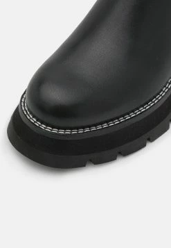 3.1 Phillip Lim Kate Short Lug Sole Combat - Boots À Talons - Black 15 3.1 Phillip Lim Kate Short Lug Sole Combat - Boots À Talons - Black -Aldo Shop ab3c292e577f4779928faaae9b4e14e1