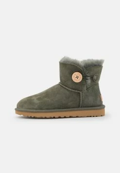 Ugg Mini Bailey Button - Boots À Talons - Forest Night 9 Ugg Mini Bailey Button - Boots À Talons - Forest Night -Aldo Shop ad796c4687e54cdc88fc1fd654898601