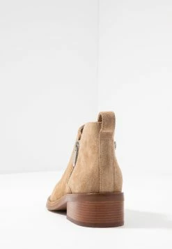 3.1 Phillip Lim Alexa - Boots À Talons - Tobacco 14 3.1 Phillip Lim Alexa - Boots À Talons - Tobacco -Aldo Shop bc7e064fbcff4a15b69909d8584f9307