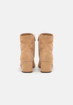 Bianca Di Boots À Talons - Sabbia -Aldo Shop bfb3fcbca7b448f18b96e33c4fcd6d41