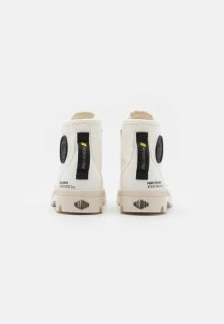 Palladium Pampa Hi Supply Unisex - Boots À Talons - Star White 10 Palladium Pampa Hi Supply Unisex - Boots À Talons - Star White -Aldo Shop cb711b66c2fa4796bd05bb2b44b5f8b3