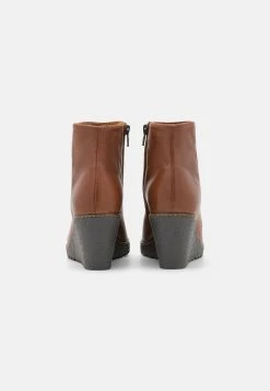 Anna Field Leather Winter Boot - Boots À Talons - Brown 11 Anna Field Leather Winter Boot - Boots À Talons - Brown -Aldo Shop d21ba82d11944bfb92e3c54d3d8e9dda