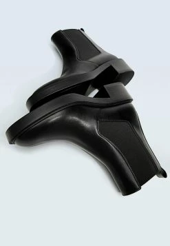 Stradivarius Flache Casual - Boots À Talons - Black -Aldo Shop e04ca351f3244f63ba6c5233d5303a27