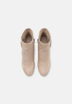 Tamaris Boots À Talons - Ivory 13 Tamaris Boots À Talons - Ivory -Aldo Shop e5595f4e241c4b19b27fc917ae8b91a7