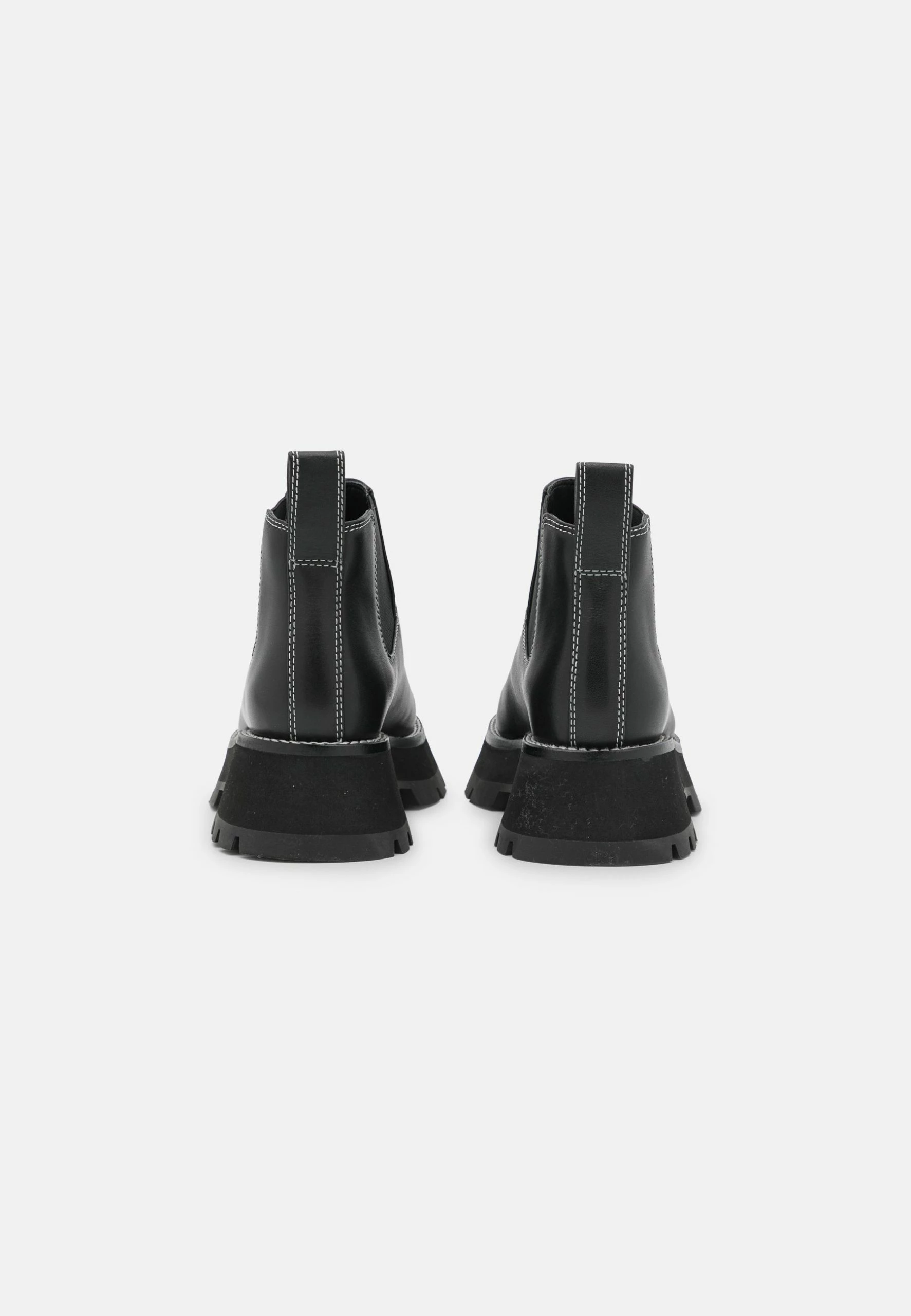 3.1 Phillip Lim Kate Short Lug Sole Combat - Boots À Talons - Black 6 3.1 Phillip Lim Kate Short Lug Sole Combat - Boots À Talons - Black – Image 4