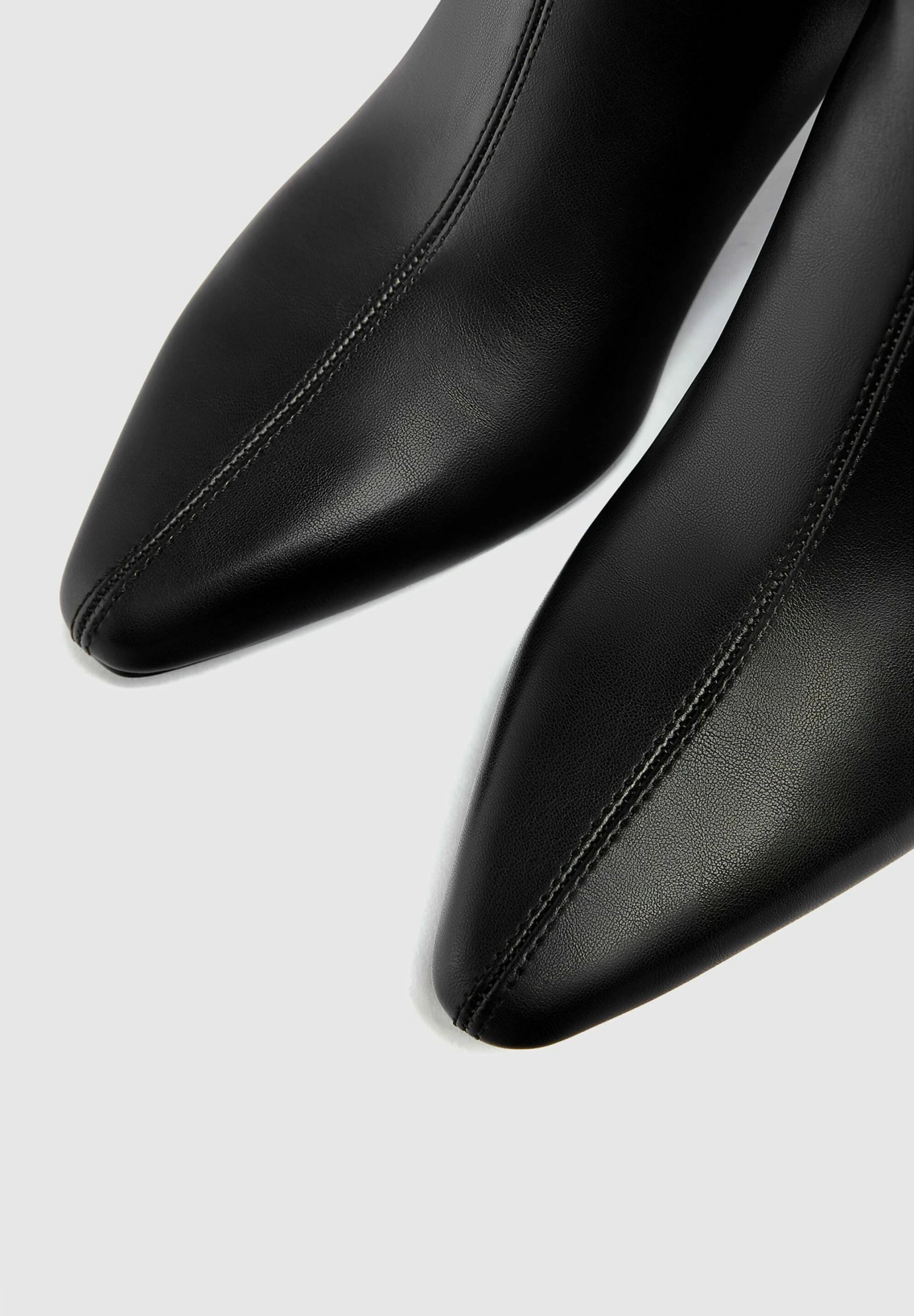 PULL & BEAR With Pointed Toe - Boots À Talons - Black 6 PULL & BEAR With Pointed Toe - Boots À Talons - Black – Image 4