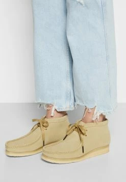 Clarks Originals Boots À Talons - Hellbraunes Veloursleder -Aldo Shop f2ff51edfcce4e349b258027239b9b4c